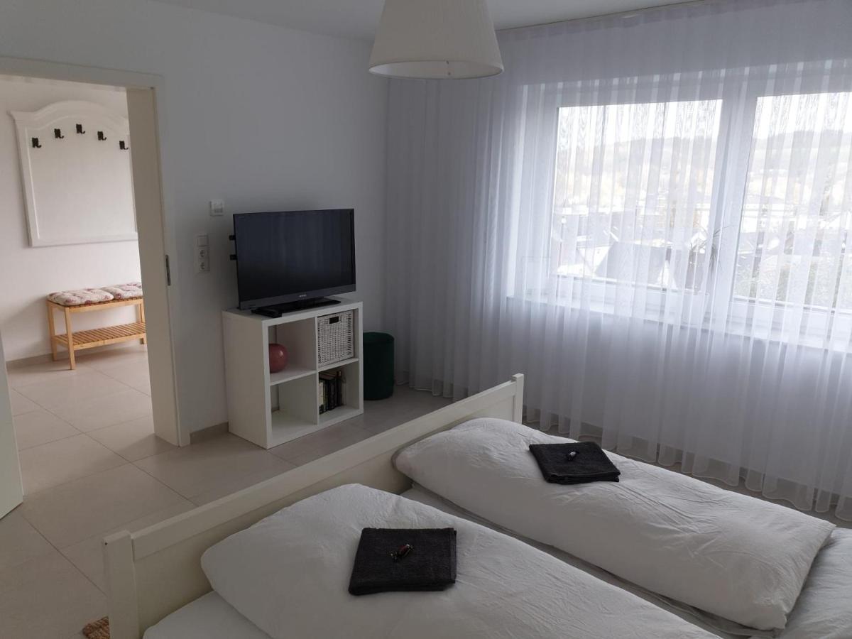 Schoene Wohnung Ueber Wissen Exteriér fotografie