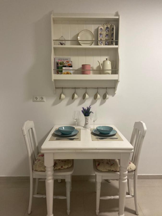 Schoene Wohnung Ueber Wissen Exteriér fotografie